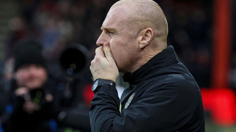 Sean Dyche durante jogo entre Everton e Bournemouth, pela Premier League