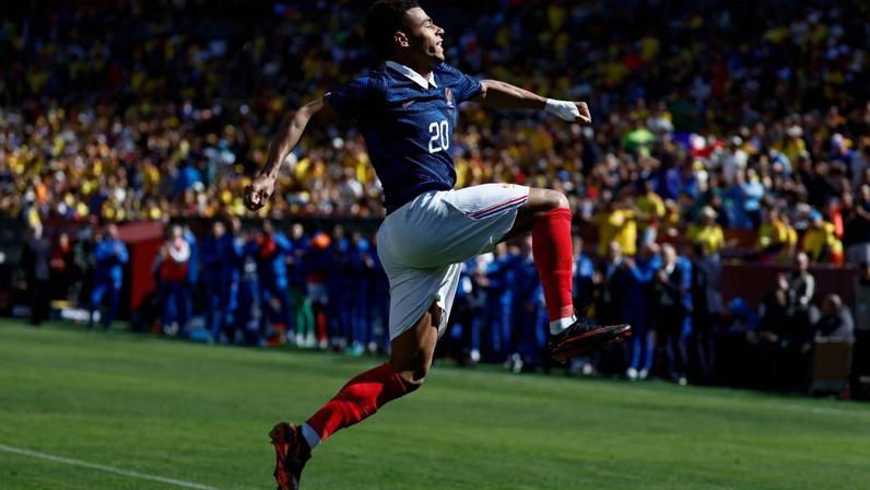 França vence Colômbia com time reserva e fecha Data Fifa perfeita