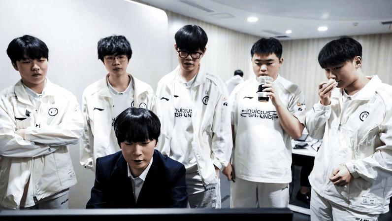 Invictus Gaming anuncia mudanças na formação e na comissão técnica