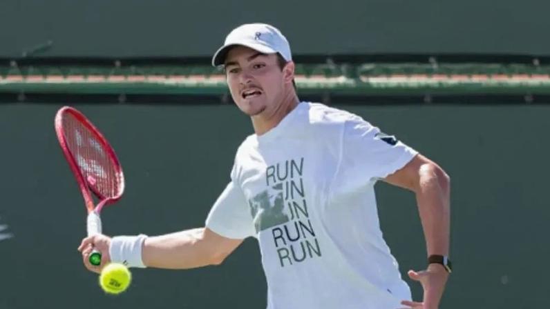João Fonseca em treino em Indian Wells (Reprodução)