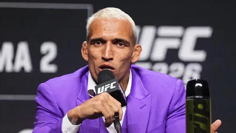 Charles Do Bronx em coletiva em Las Vegas (DIvulgação)