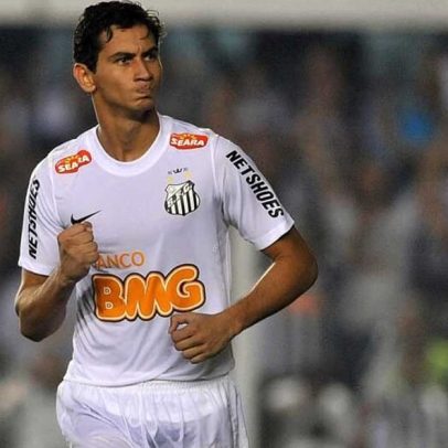 Santos vence o Corinthians por 3 a 1 no Brasileirão 2009 com atuação de Ganso