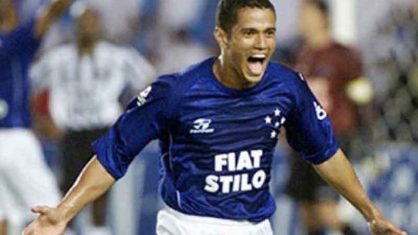 Cruzeiro vence Vasco por 4 a 0 no Brasileirão 2002 no Mineirão