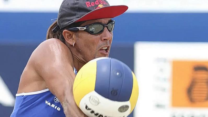 Jackie Silva elogia Ana Patrícia após vitória em duplas mistas no Areia Games