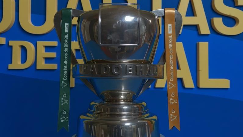 Taça da Copa do Brasil (Foto: Luiza Sá/LANCE!)