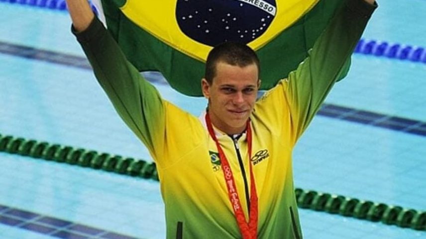 César Cielo tem o segundo recorde mundial mais longevo da natação brasileira