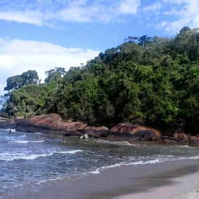 Praia de Ubatuba recebe etapa da divisão de acesso da Liga Mundial de Surfe