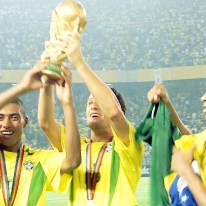 Penta de 2002 comenta possível surpresa de Ancelotti na Copa: difícil repetir
