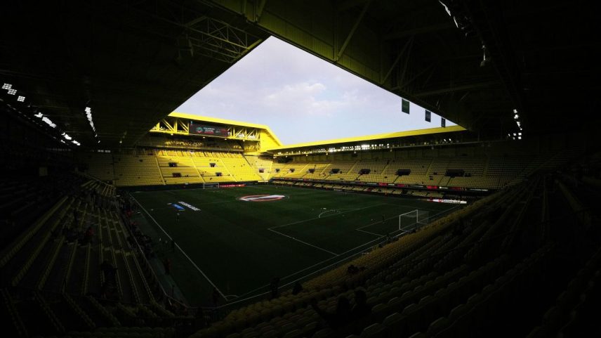 O Estadio de la Cerámica antes de jogo entre Villarreal e Olympique de Marselha