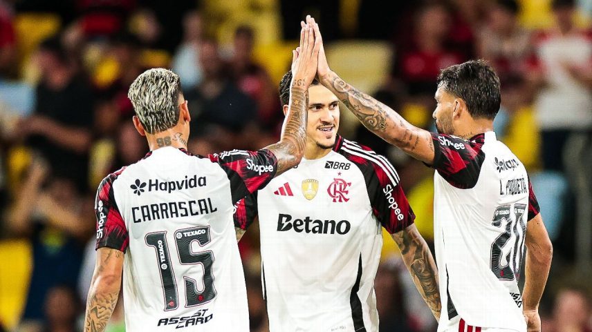 Flamengo vence Madureira e avança à final do Carioca contra o Fluminense