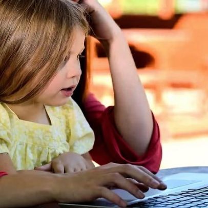 Como a IA padroniza a expressão e o pensamento das pessoas