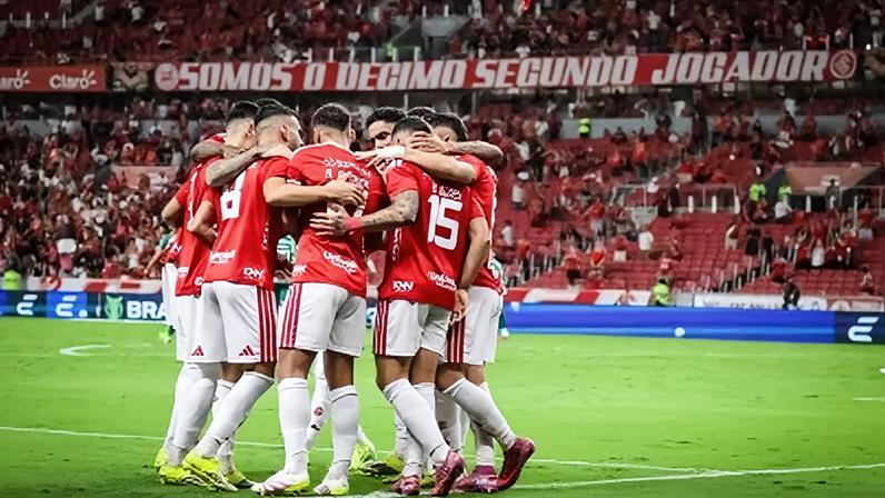 Inter vence Chapecoense, sobe na tabela e deixa zona de rebaixamento