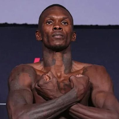 Adesanya e Pyfer aprovam na pesagem e confirmam presença no UFC Seattle