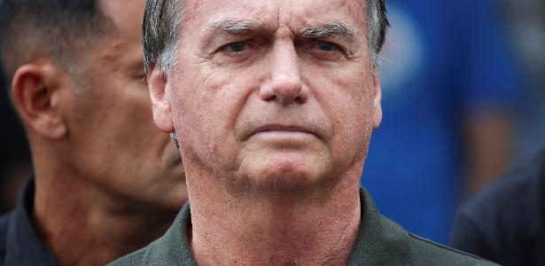 Jurista afirma que prisão domiciliar é privilégio de Bolsonaro