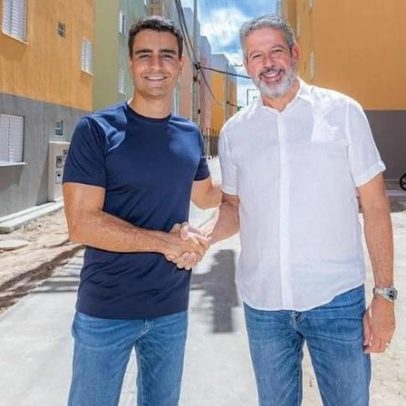 Prefeito de Maceió deixa o PL após racha com Lira e afastamento do bolsonarismo