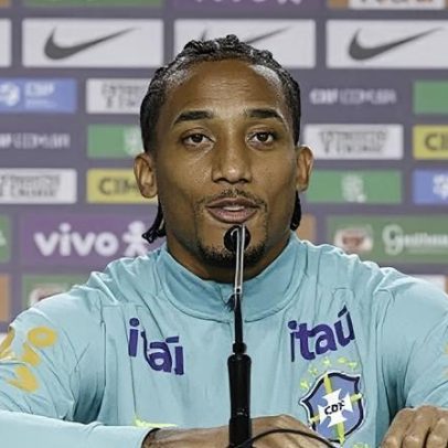 João Pedro reage à falha de Ancelotti na convocação