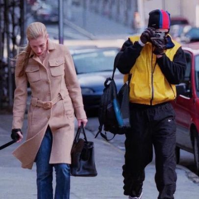 Kim Kardashian não pagou 192 mil pelo casaco Prada de Carolyn Bessette Kennedy