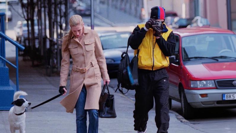 Kim Kardashian não pagou 192 mil pelo casaco Prada de Carolyn Bessette Kennedy