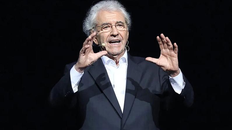 Juca de Oliveira, no 26° Prêmio da Música Brasileira 2015, no Rio de Janeiro