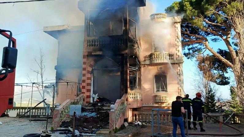 Edifício em Beirute atingido por ataque de Israel: ampliação do conflito (Foto: Karamallah Daher / Reuters)