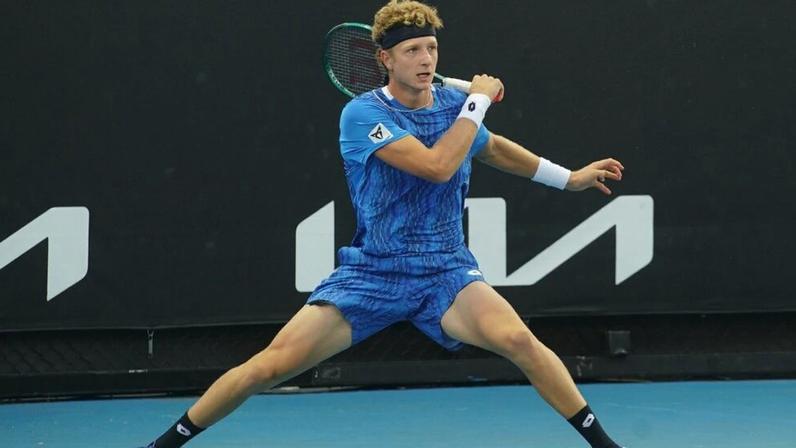 Landaluce vence match-point, elimina Korda e avança às quartas