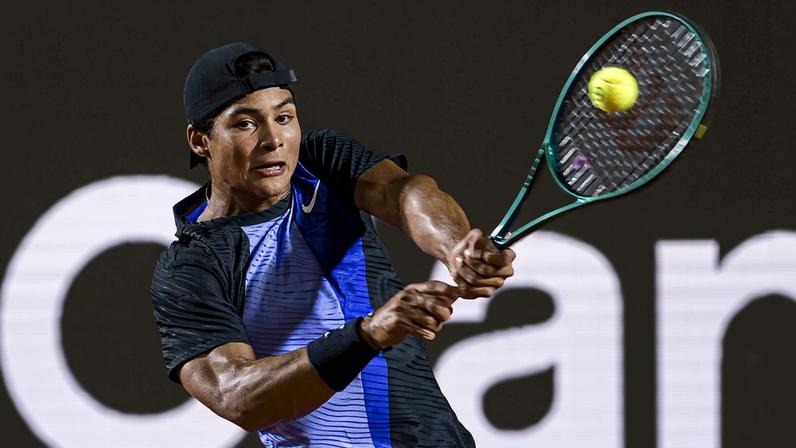 Guto estreia no quali de Miami diante de Bonzi