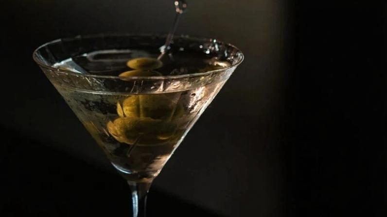Segredos do Dry Martini Perfeito, segundo Alê D’agostino