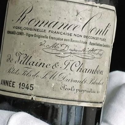 Vinho francês de 1945 quebra recorde e é leiloado por R$ 4,2 milhões