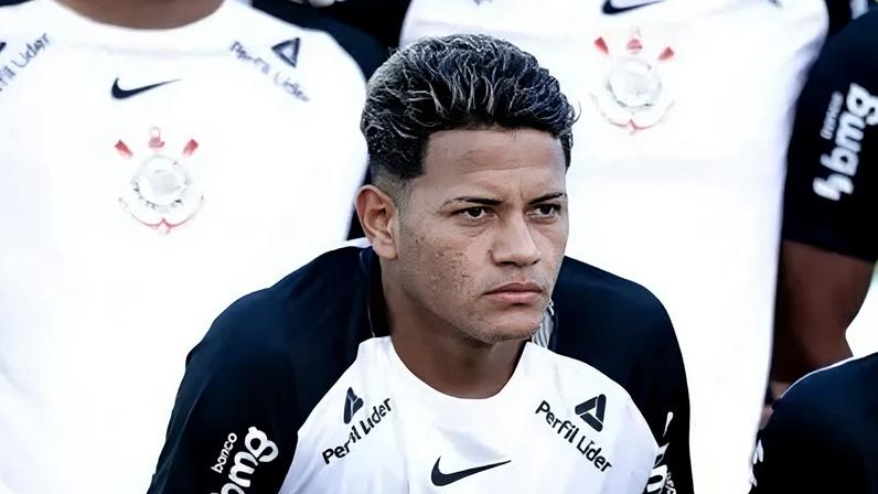 Dorival convoca artilheiro do sub-20 para treinos no elenco profissional