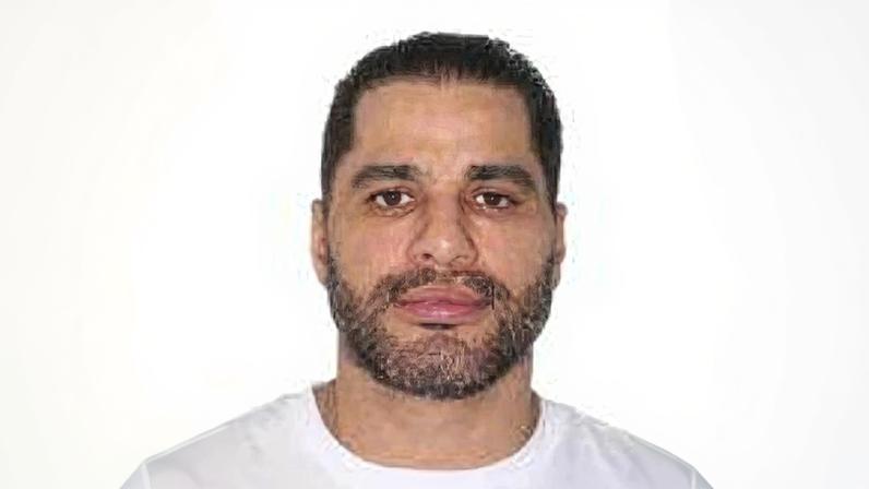 Luiz Phillipi Machado de Moraes Mourão, conhecido como "Sicário" e contratado por Daniel Vorcaro para intimidar adversários, segundo a PF