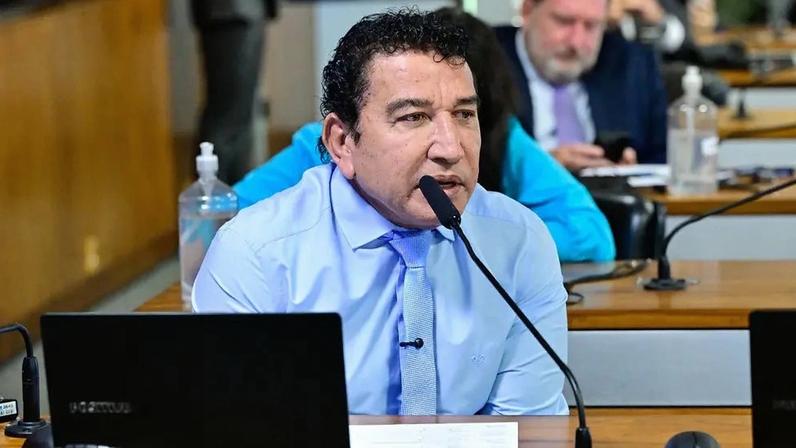 Senador ainda defendeu que parlamentares descumpram determinações do STF contra decisões de CPIs e CPMIs. (Foto: Geraldo Magela/Agência Senado)