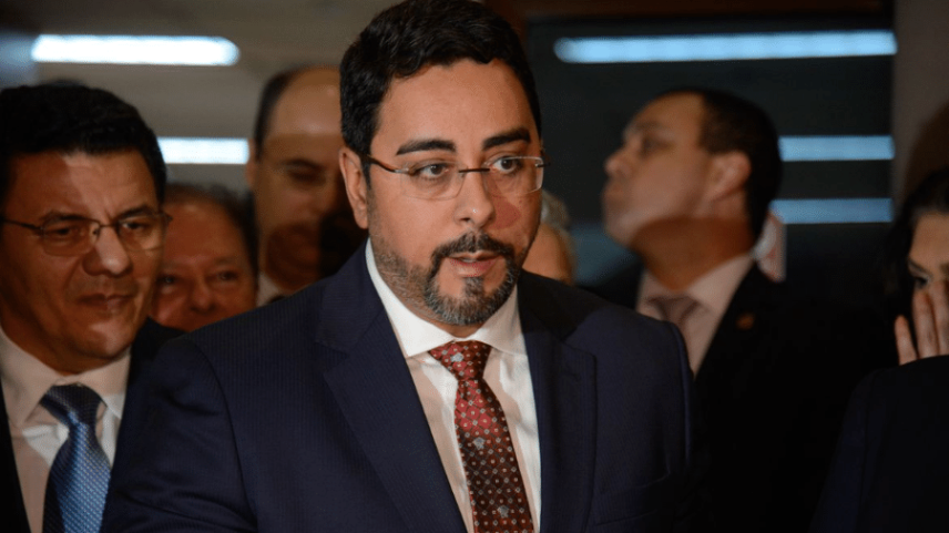 Ex-juiz da Lava Jato alega burnout; juíza cita Instagram para negar