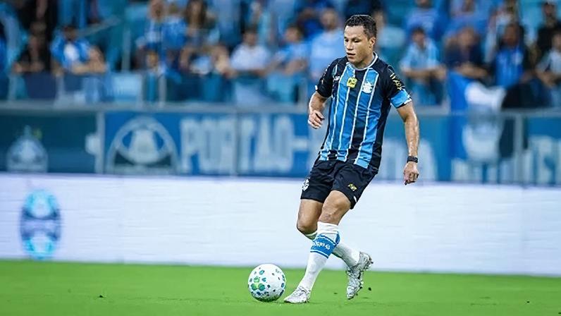 Grêmio atualiza quadro de Marlon após lesão e aponta prazo
