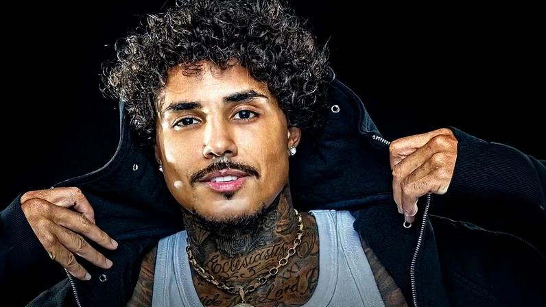 MC Livinho faz desabafo ao relembrar acidente de moto no necrotério