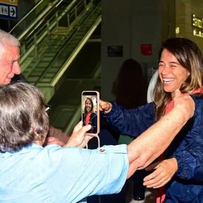 Miá Mello volta ao Brasil após retenção no Catar por conflito no Oriente Médio