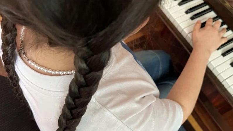 Cristã, menina sofre bullying por sua fé na Ásia Central