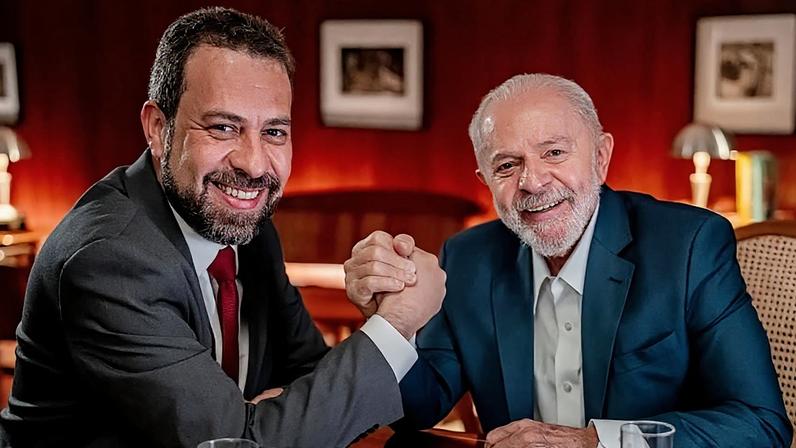 Boulos reage à saída do PSOL e diz que discute rumos políticos