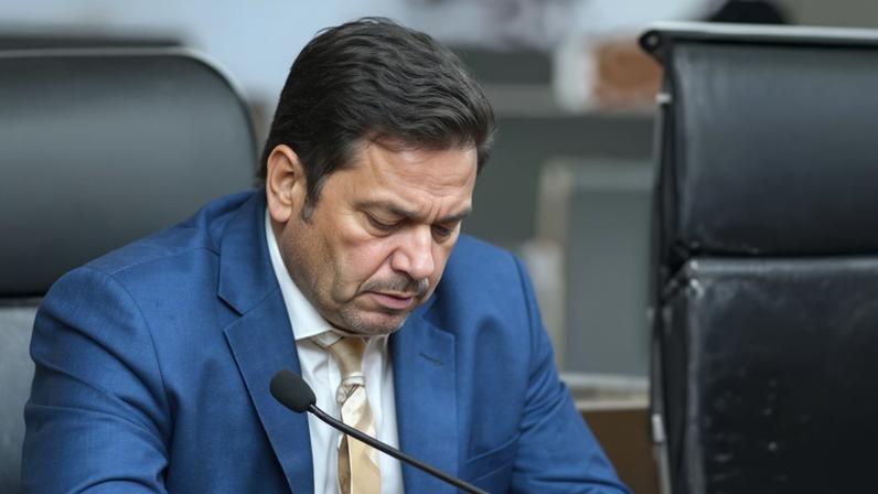 Despachos de ministro constrangem TCU no caso Master; corte sob pressão