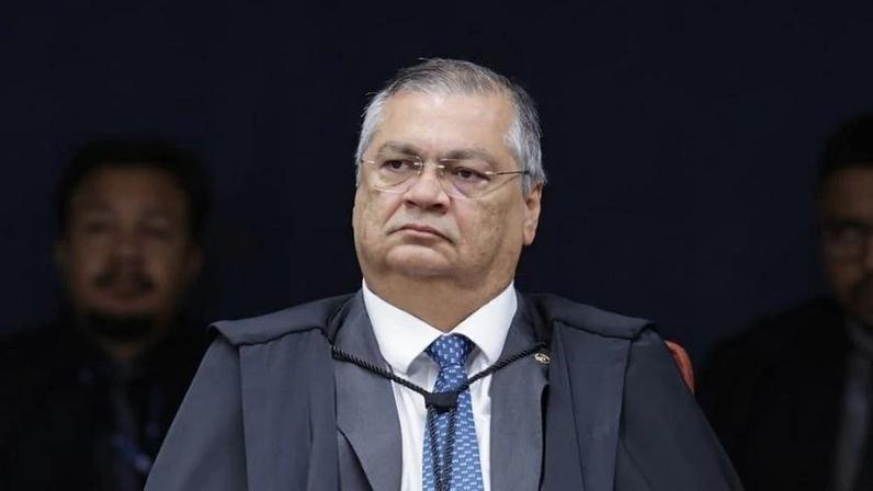 Dino defende perda do cargo por infrações graves de magistrados