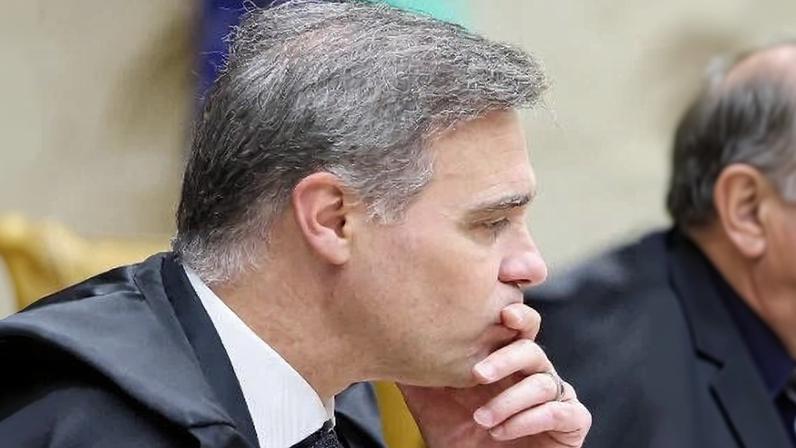Mendonça dispensa ex-chefe Supervisão Bancária do BC na CPI do Crime Organizado