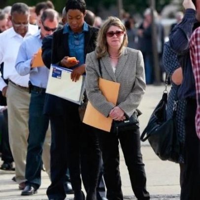Pré-mercado acompanha emprego e confiança do consumidor nos EUA