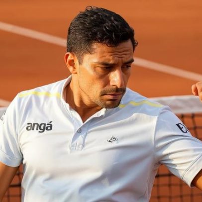 Monteiro vence paraguaio novamente e avança à segunda semifinal consecutiva