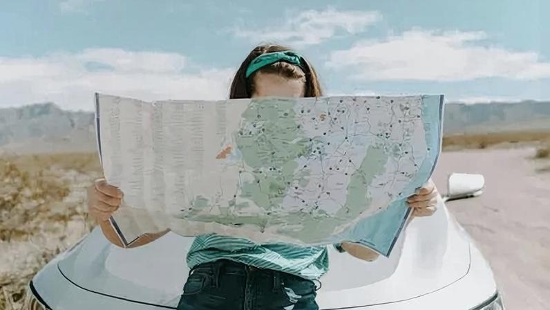 Maior parte das mulheres que viaja sozinha tem entre 35 e 44 anos