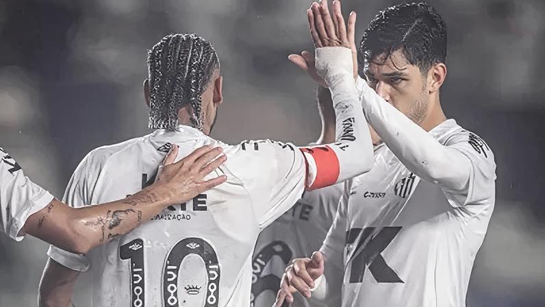 Neymar e João Basso comemoram gol do Santos