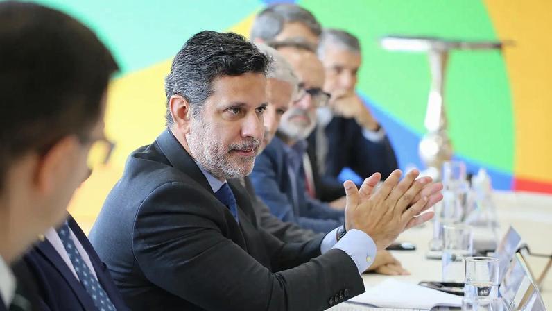 Lula afirmou que Leonardo Barchini será o novo ministro da Educação. (Foto: Fábio Nakakura/MEC)