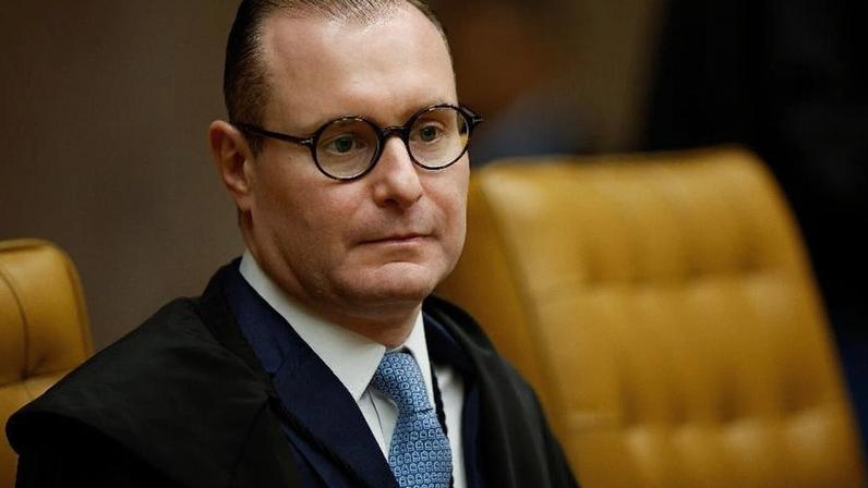 Após decisão de Zanin, centro, direita e esquerda apoiam eleição direta