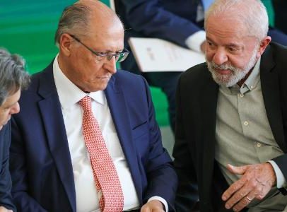 Lula opta pelo caminho mais difícil para o Senado em SP
