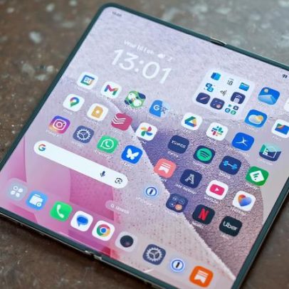 Nova dobrável da Oppo chega perto de não apresentar vinco