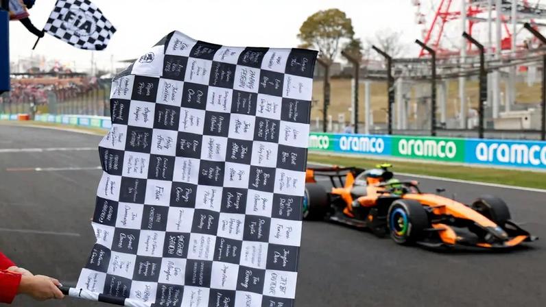 Oscar Piastri no GP do Japão na F1 2026 (Foto: FRANCK ROBICHON / POOL / AFP)