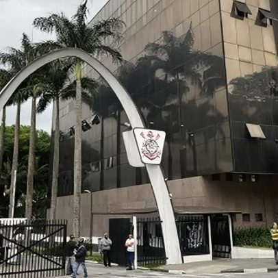 Bastidores da reunião do Corinthians que aprovou o afastamento de Tuma